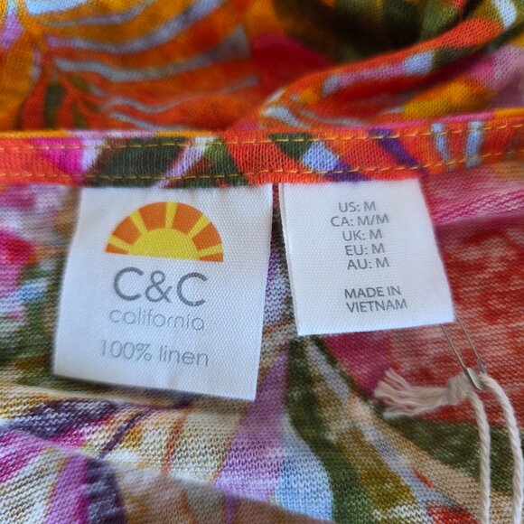 NEW C & C California Artsy Tropical Linen Top Bright Colorful Curved Hem Size M - Picture 7 of 8
